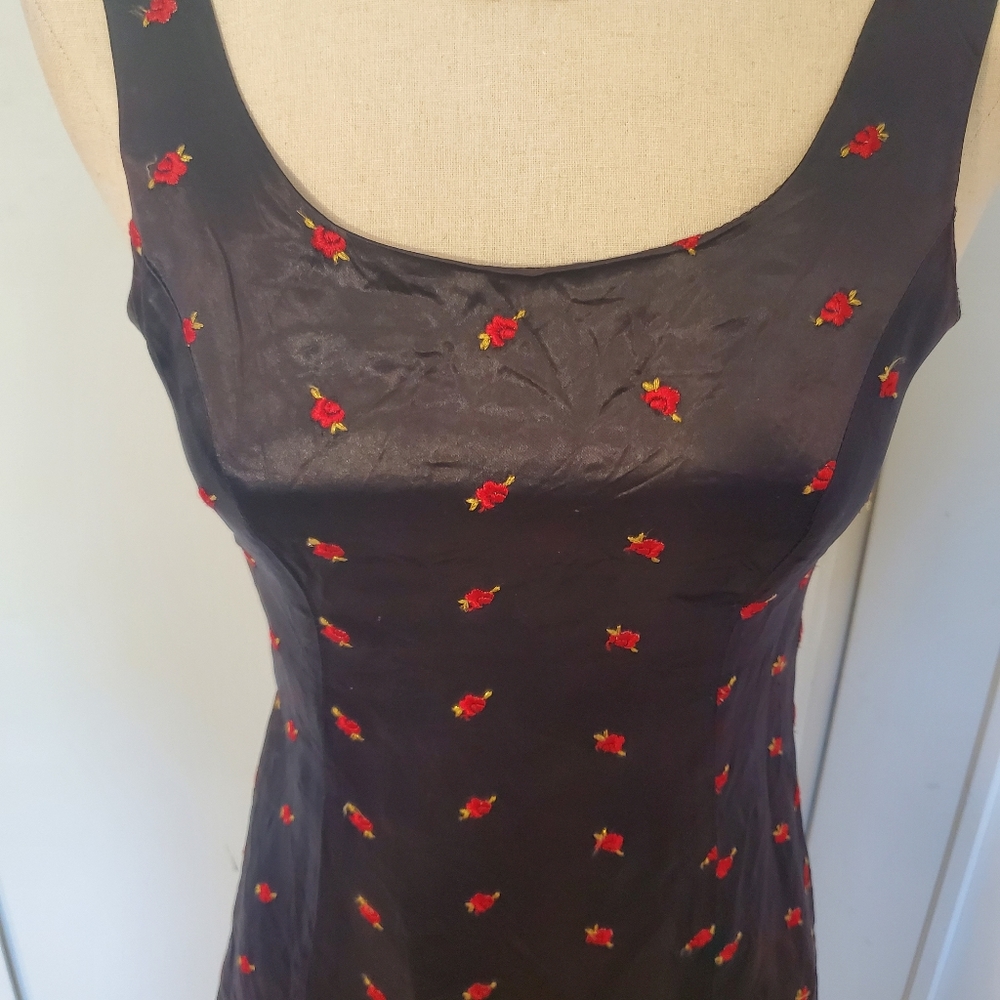 ❤SOLD❤Vintage betsey johnson Satin Rosebud embroidery mini Black dress - Picture 2 of 11
